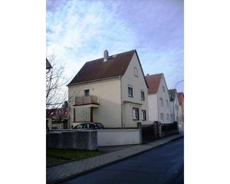 <strong>Freistehendes 1-2 Familienhaus</strong><br>
64546 Mörfelden-Walldorf<br>Wohnfläche:     ca. 103 m²<br>
Grundstücksfl.: ca. 499 m²