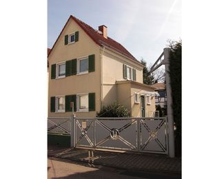 <strong>Die Alternative zur Hofreite</strong><br>
64546 Mörfelden-Walldorf<br>Wohnfläche: ca. 180 m²<br>
Grundstücksfl.: ca. 492 m²