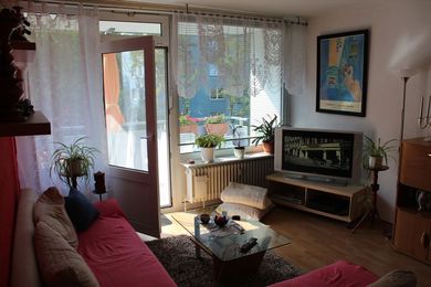 <strong>Großzügige helle 3 Zimmer<br>Wohnung mit Südbalkon</strong><br>
63303 Dreieich-Sprendlingen<br>Wohnfläche: ca. 70 m²