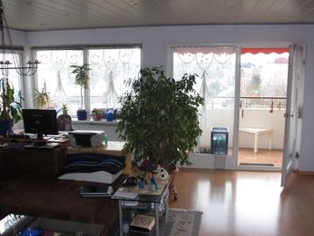 <strong>Interessant geschnittene<br>4,5 Zimmer Wohnung</strong><br>
64546 Mörfelden-Walldorf<br>Wohnfläche:     ca. 102 m²