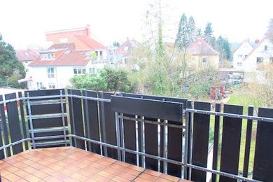 <strong>2 Zimmer Dachgeschoss-Wohnung<br>mit zusätzlichem Spitzboden</strong><br>64546 Mörfelden-Walldorf<br>
Wohnfläche 68 m²